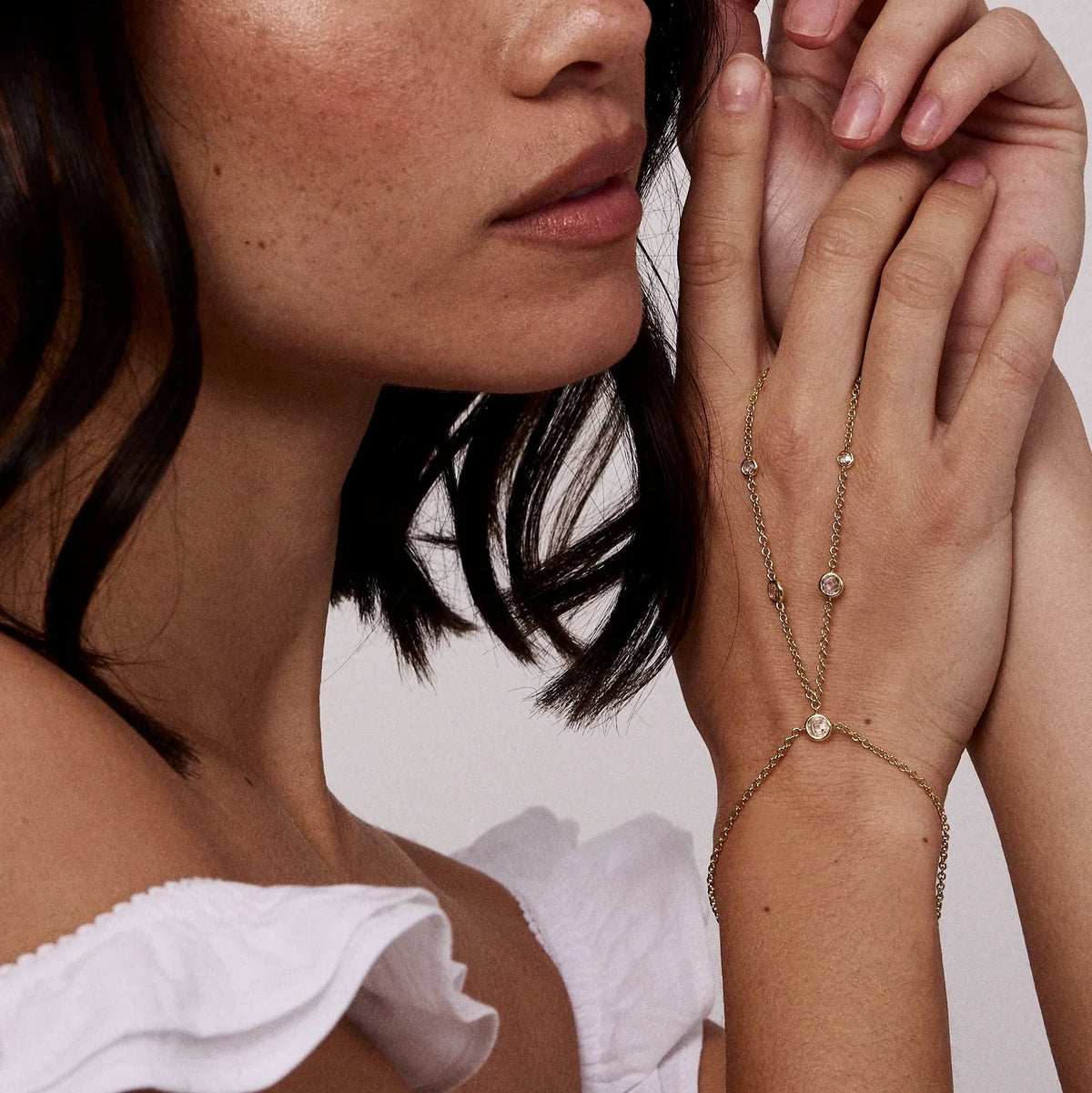 Dreamy Hand Chain